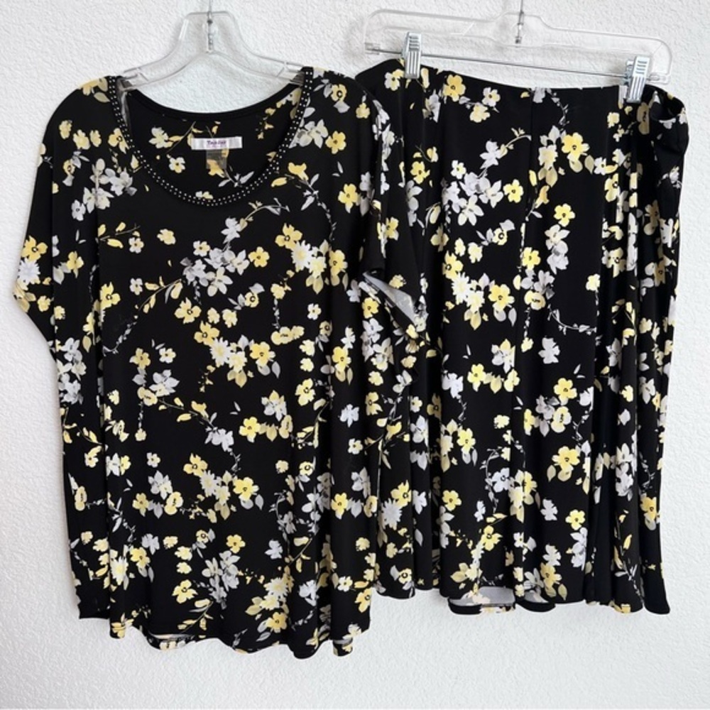 TanJay Black Floral Print Skirt Set Short Cap Sleeve Top & Skirt 1X